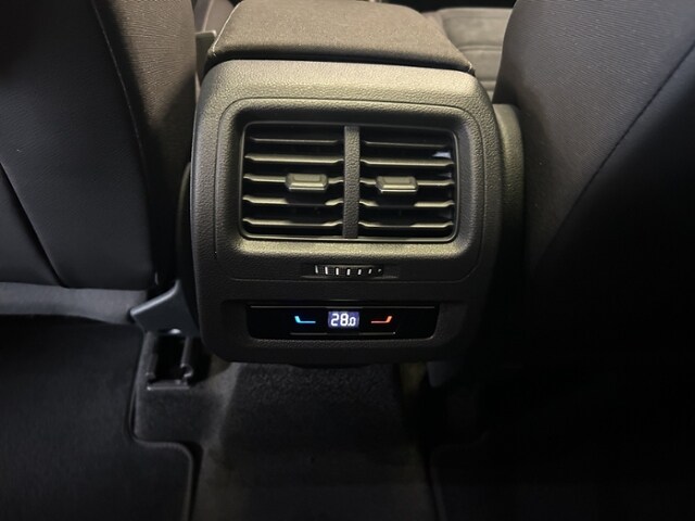 Volkswagen Touran 1.5 TSI DSG