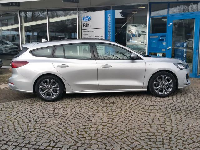 Ford Focus ST Line Wagon