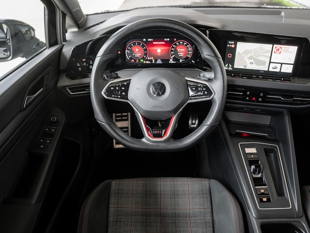 Volkswagen Golf 2.0 TSI DSG