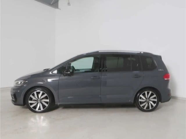 Volkswagen Touran 1.5 TSI DSG R-Line
