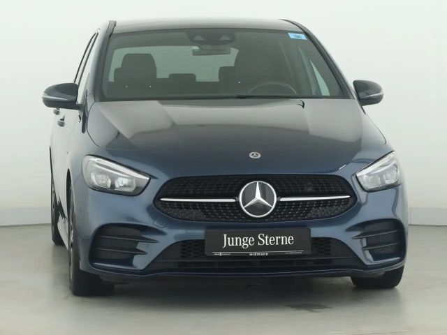 Mercedes-Benz B 200 AMG Line