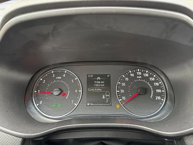 Dacia Sandero Essential Stepway TCe 90