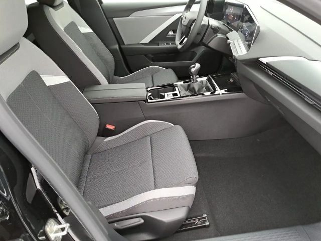 Opel Astra 1.2 Turbo Sports Tourer Turbo