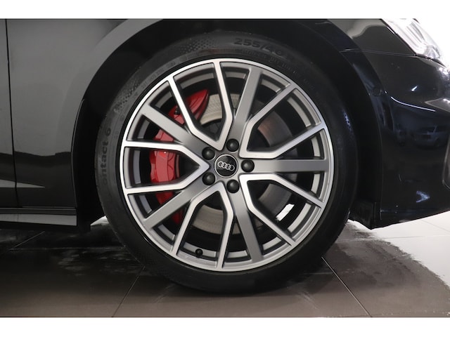 Audi S6 Avant Quattro