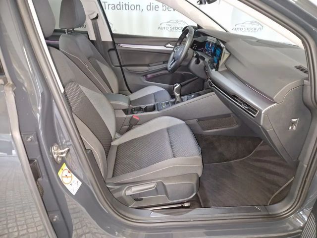 Volkswagen Golf 1.5 TSI