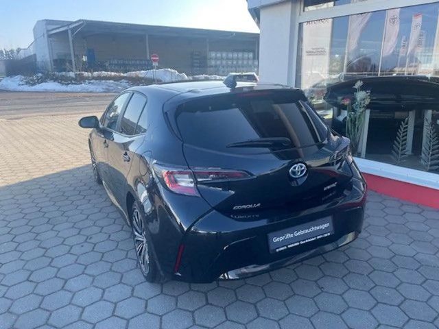 Toyota Corolla Hybride Team D