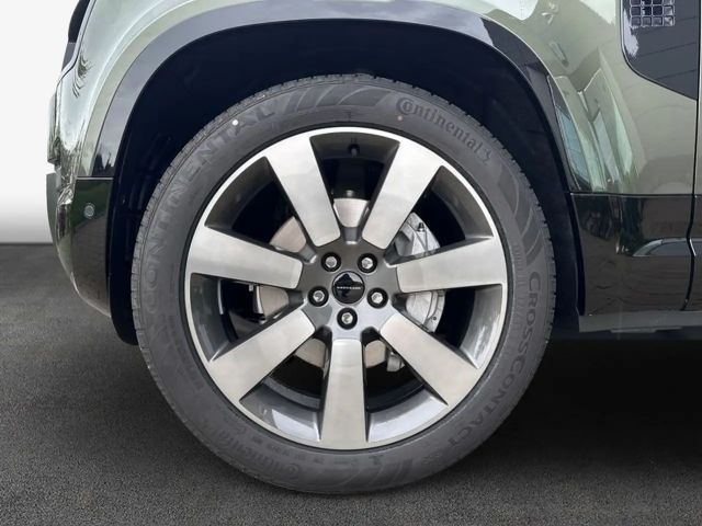 Land Rover Defender 110 Dynamic HSE