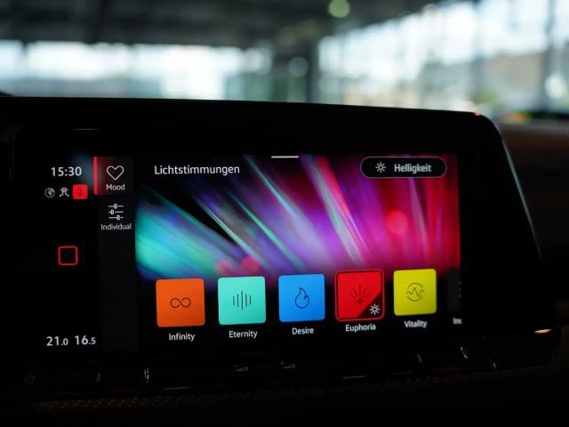 Volkswagen Golf Style