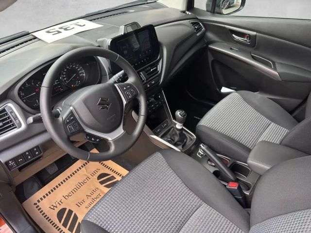 Suzuki S-Cross AllGrip Hybrid