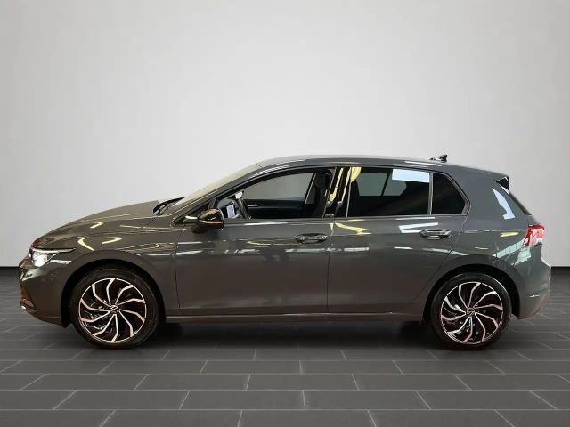 Volkswagen Golf 1.5 eTSI DSG Golf VIII