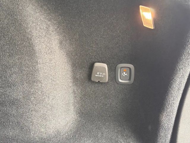 Volvo V60 AWD Recharge T6