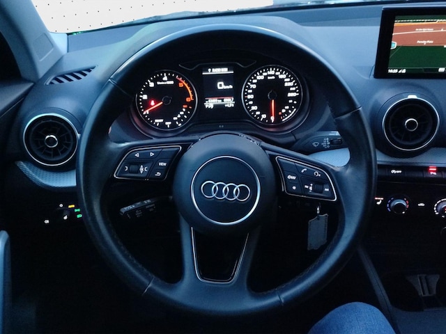 Audi Q2 30 TDI S-Tronic