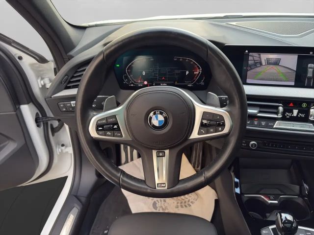 BMW 120 120i M-Sport Sedan