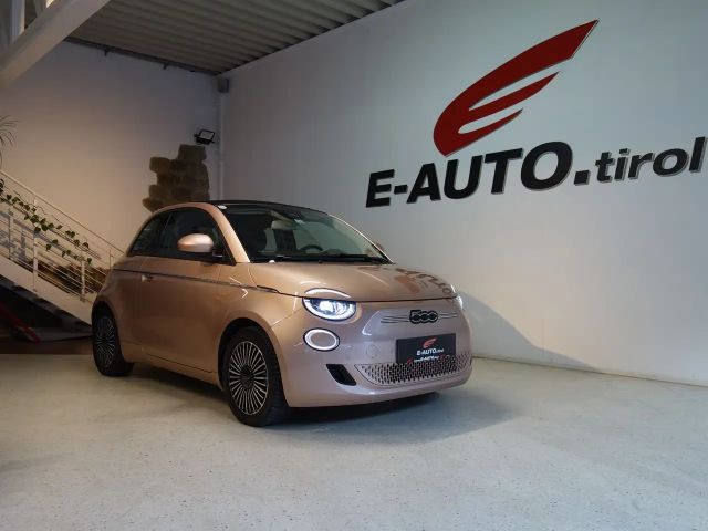 Fiat 500C Elektro 42 kWh CABRIO *SHZ *CARPLAY *MWST