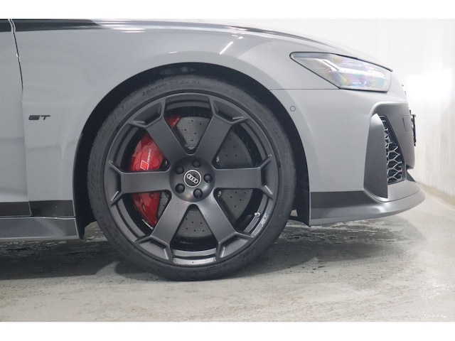 Audi A6 e-tron Avant Performance Quattro