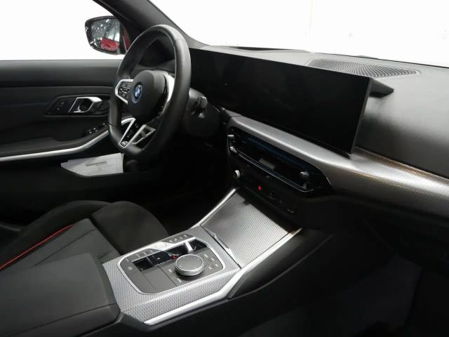 BMW 330 330e M-Sport Touring