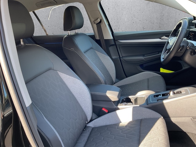 Volkswagen Golf 1.5 eTSI