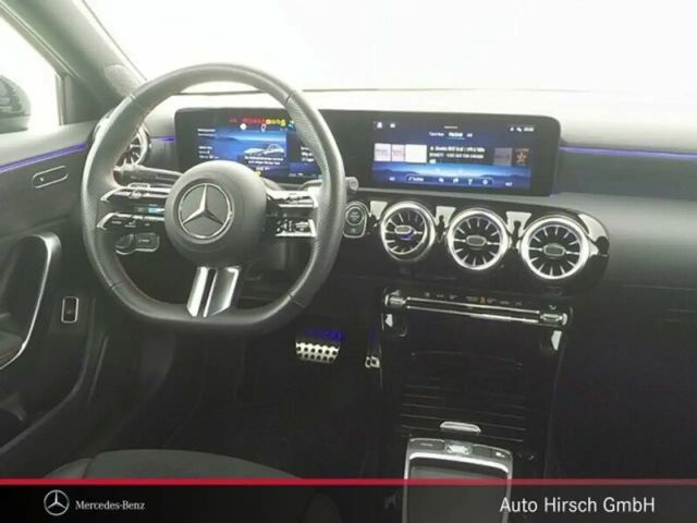 Mercedes-Benz A 250 4MATIC AMG Line