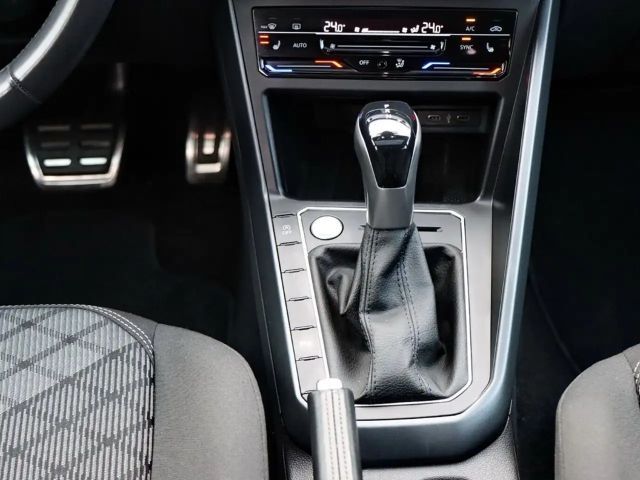 Volkswagen Taigo 1.0 TSI DSG R-Line