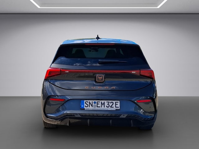 Cupra Born Born  PDC SHZ KAMERA NAVI ACC AKTIVSITZE LED