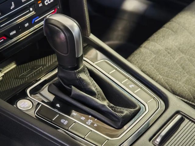 Volkswagen Passat 2.0 TDI Business DSG Variant