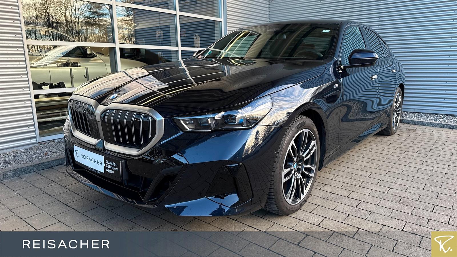 BMW 520 520i M-Sport Sedan