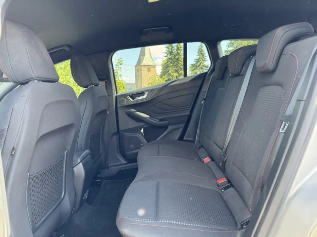 Ford Focus ST Line Wagon