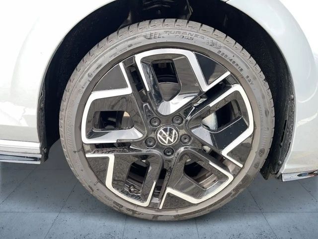 Volkswagen Golf DSG R-Line