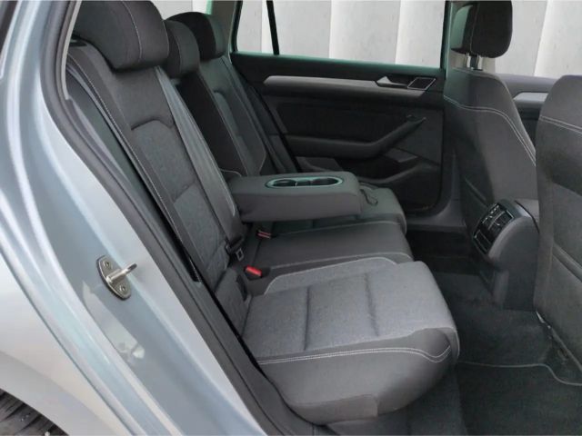Volkswagen Passat 2.0 TDI DSG IQ.Drive Variant