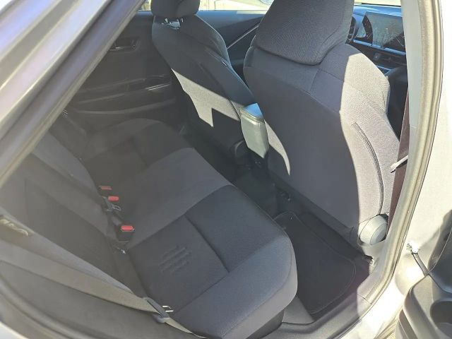 Toyota C-HR Active Hybride