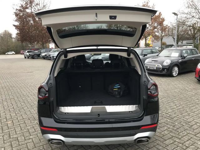 BMW X3 xDrive30e