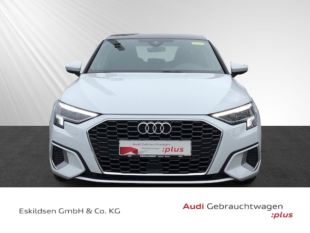 Audi A3 30 TFSI S-Tronic Sedan