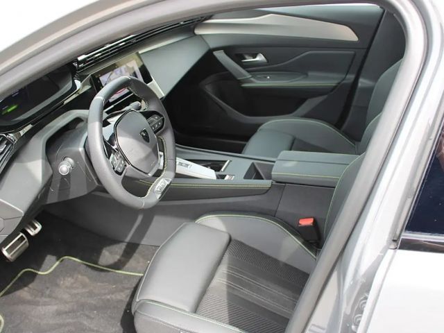 Peugeot 408 130 EAT8 GT-Line PureTech