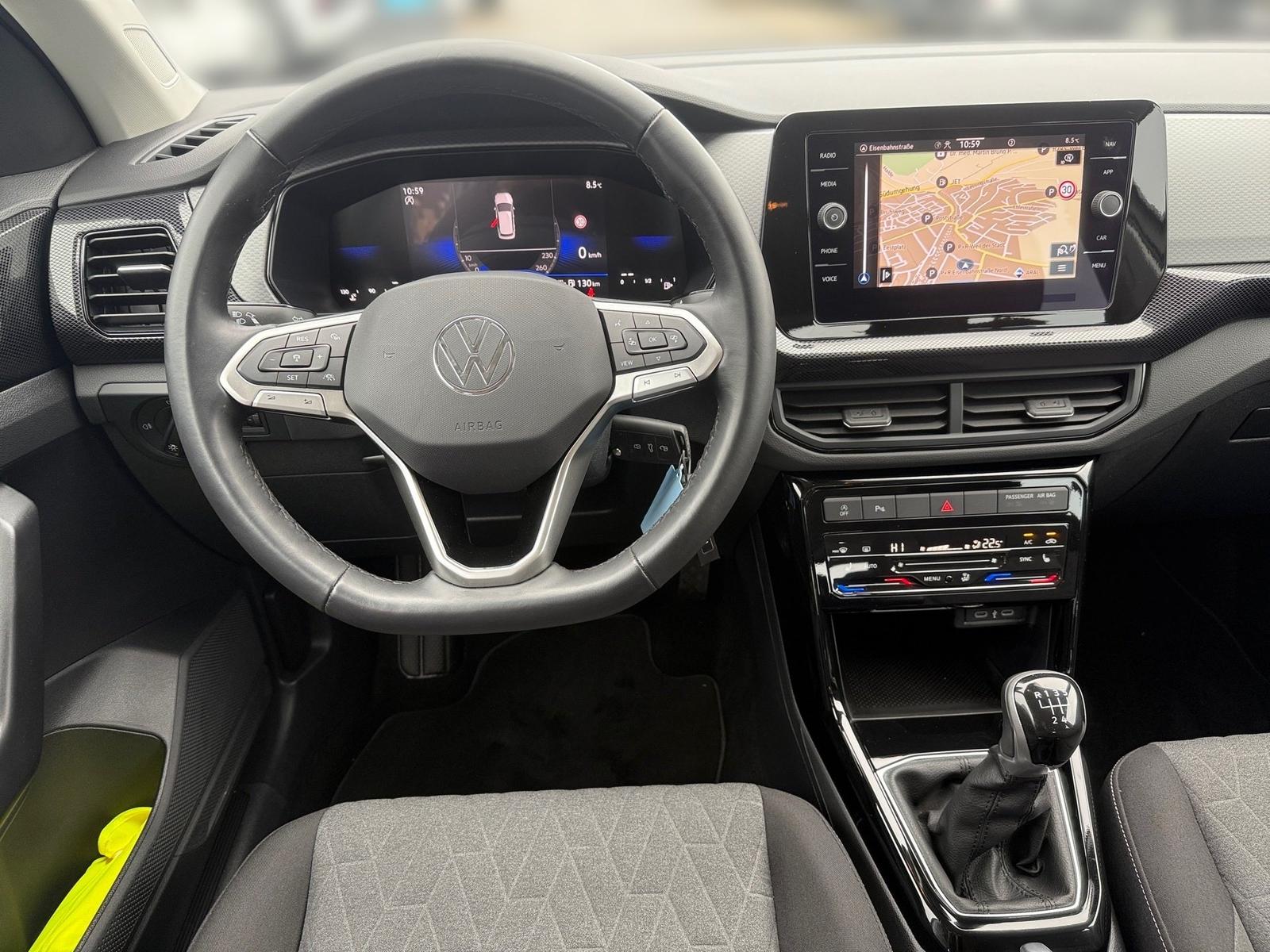 Volkswagen T-Cross Life