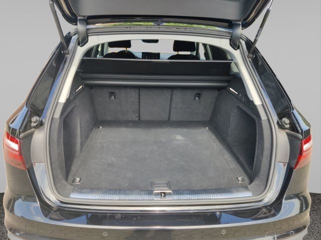 Audi A4 35 TFSI Avant S-Tronic
