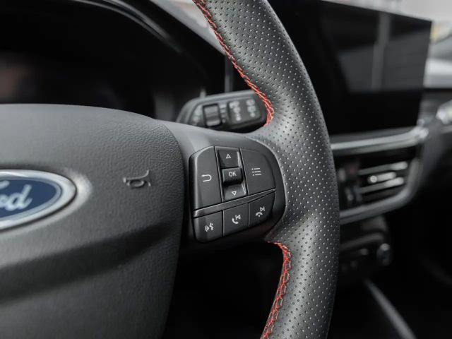 Ford Focus EcoBoost ST Line