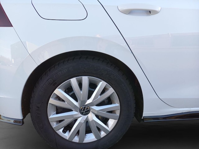 Volkswagen Golf 2.0 TDI DSG R-Line