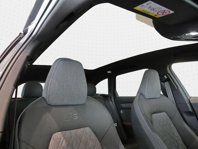 Audi A6 Avant Quattro S-Tronic