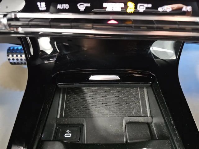 Mercedes-Benz A 180 AMG Line