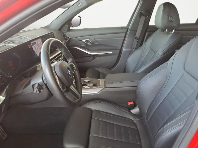 BMW 320 320d M-Sport Sedan xDrive