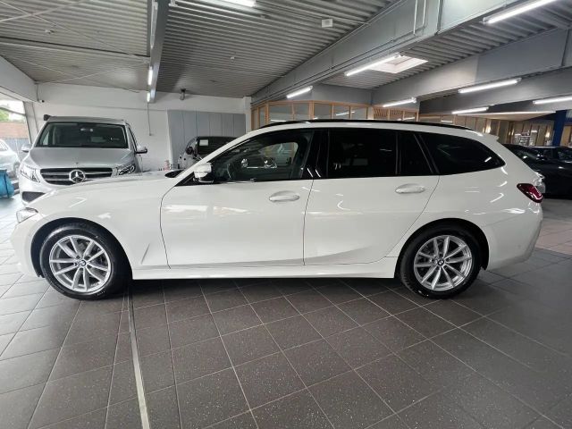 BMW 318 318d Touring