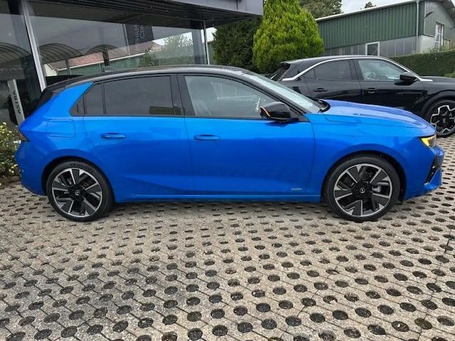 Opel Astra GS-Line Grand Sport