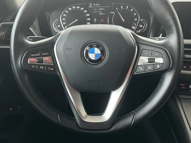 BMW 330 330e Touring