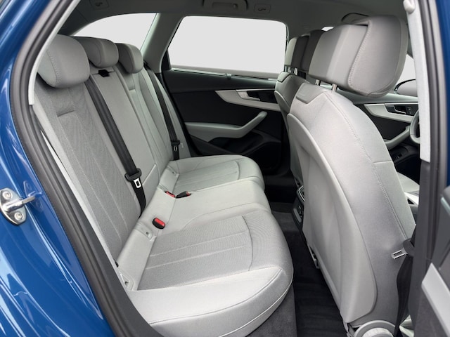 Audi A4 35 TFSI Avant S-Line S-Tronic