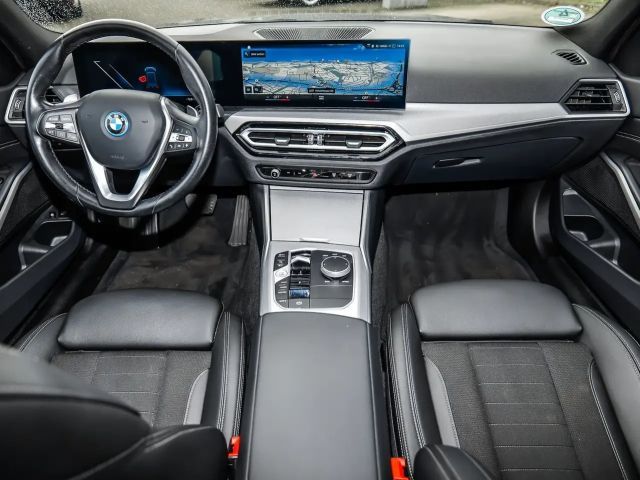 BMW 320 320e Touring