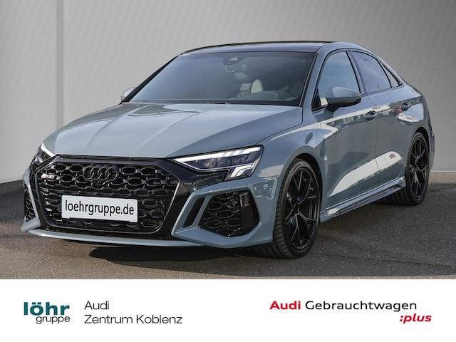 Audi RS3 Quattro S-Tronic Sedan