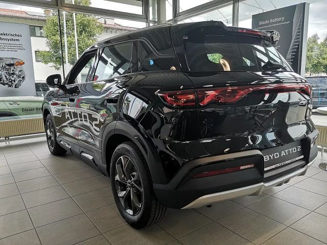 BYD Atto 2 Atto2 45,12 kWh Active Österreich Paket