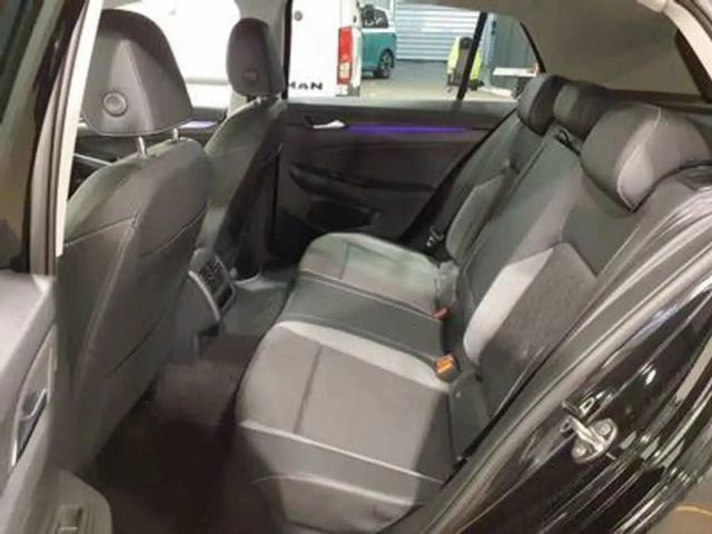 Volkswagen Golf 2.0 TDI DSG Golf VIII