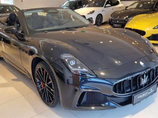 Maserati GranCabrio Trofeo
