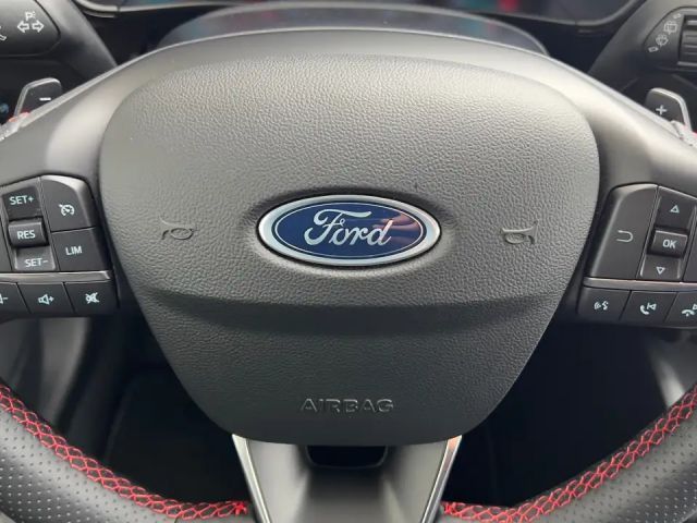 Ford Focus ST Line